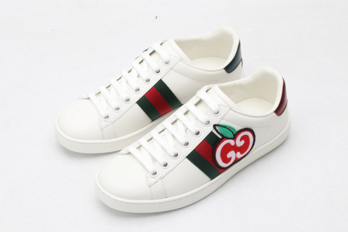 G*u*i* ace sneaker