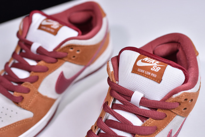 nike sb dunk low pro daek russet cedar bq6817-202