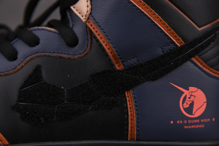 gundam x nike sb dunk high "banshee" dh7717-400