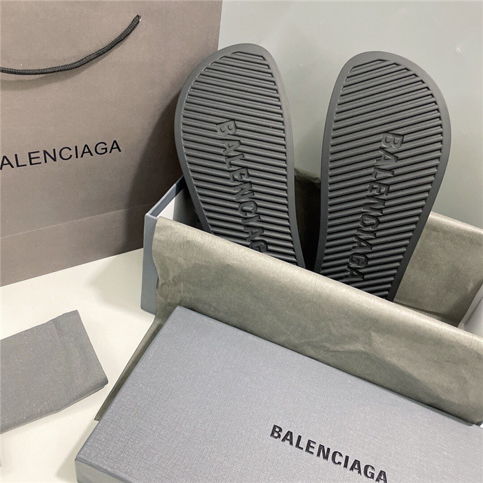 balenciag* sandal bs41