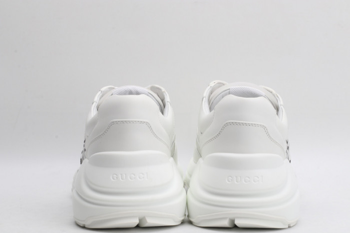 G*u*i* rhyton sneaker