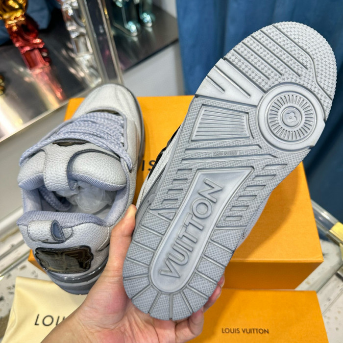 lv skate snekaers l0000194