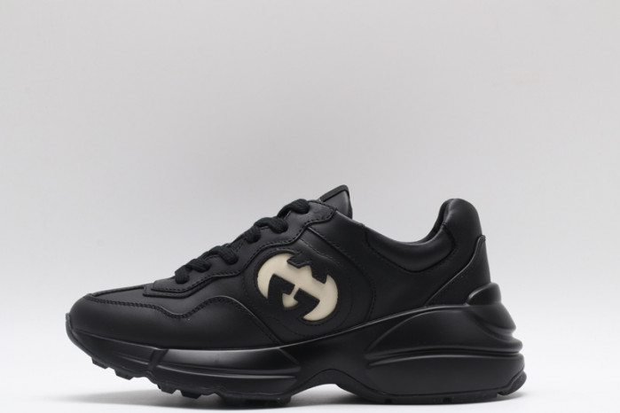 G*u*i* rhyton sneaker