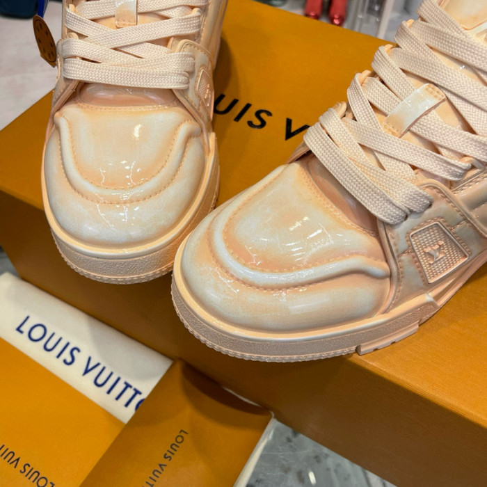 lv snekaers l0000202