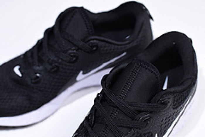 nike epic react flyknit black and white aa1625 001