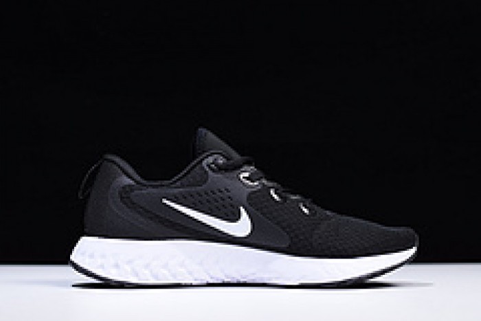 nike epic react flyknit black and white aa1625 001
