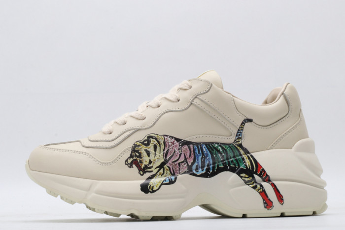 G*u*i* rhyton sneaker