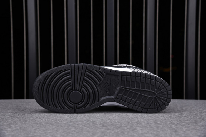 nike dunk sb low S*p*e white cement 304292-001