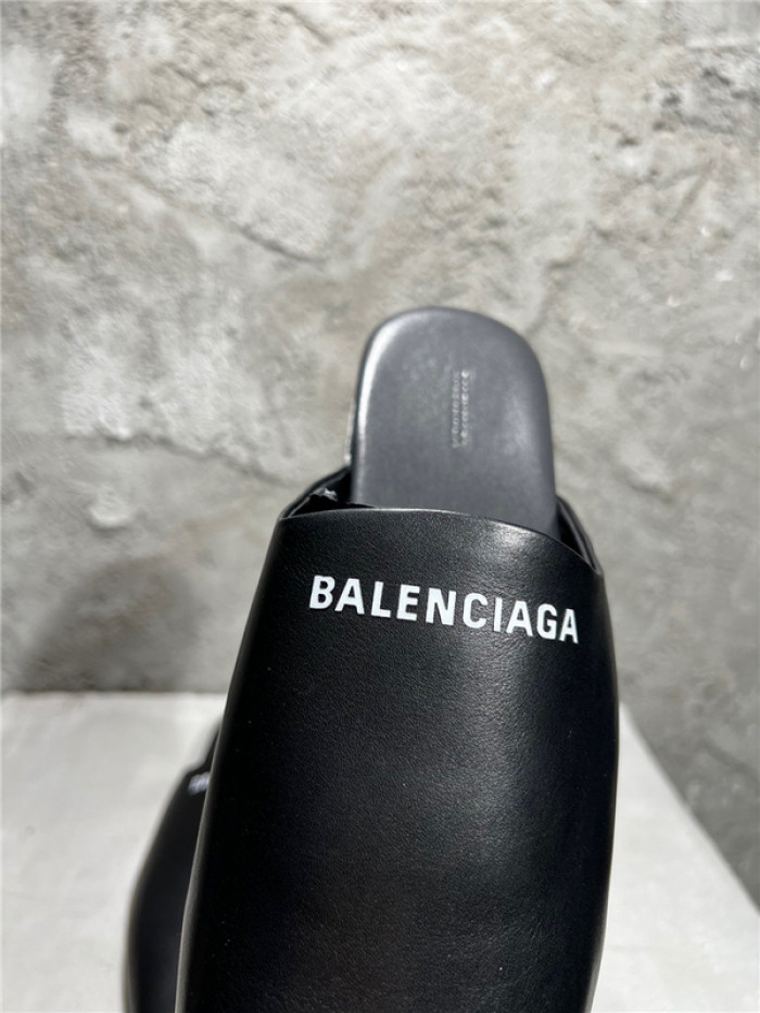 balenciag* sandal bs48