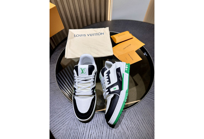 LV snekaers L0000380