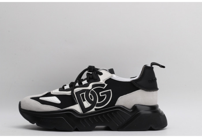 DG Sneaker02