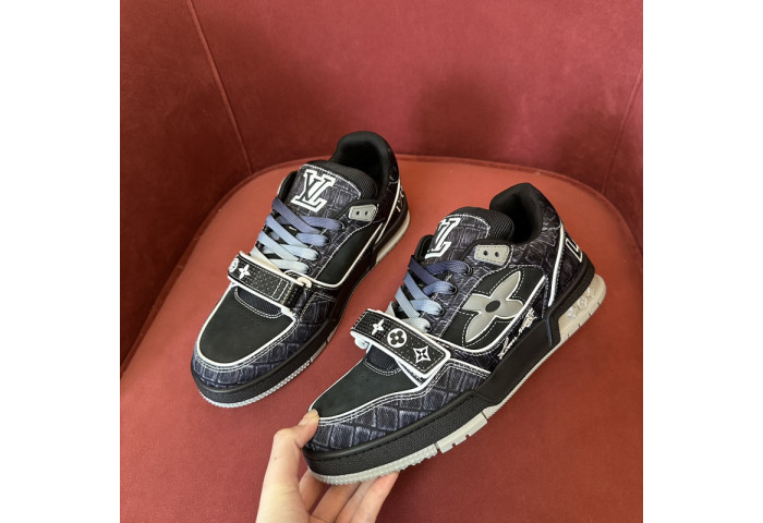 LV snekaers L0000459