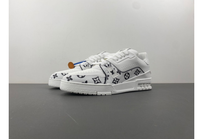 LV snekaers L0000561