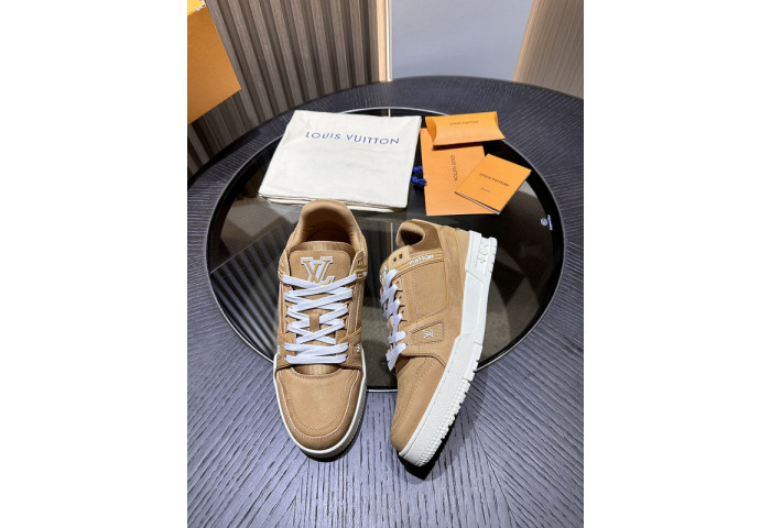 LV snekaers L0000397