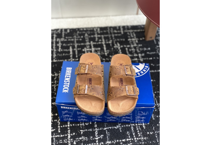 B1RKENSTOCK Sandals BK05
