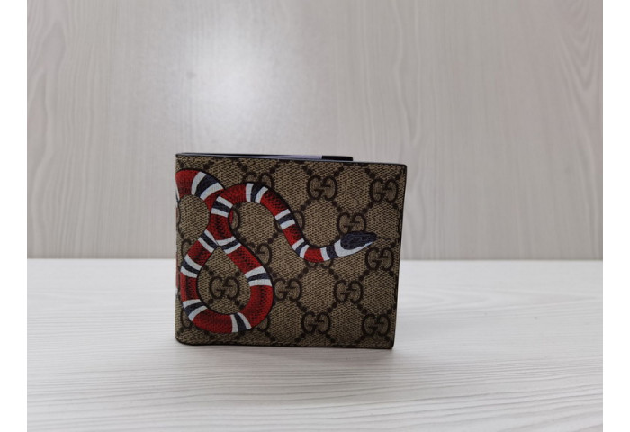 G*u*i snake brown wallets