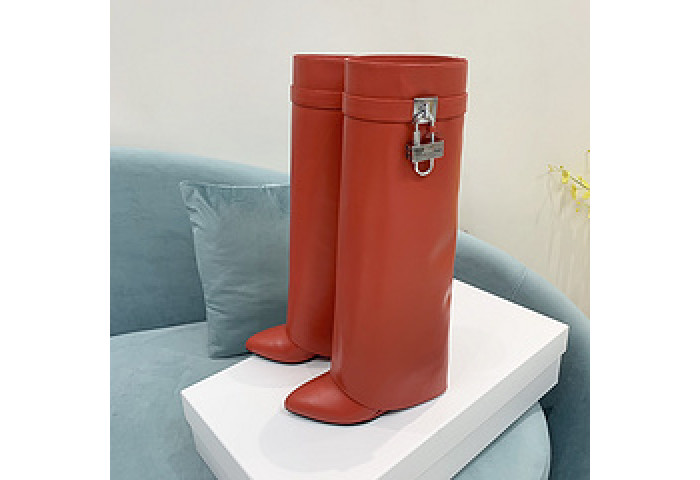Givenchy Boots 660009