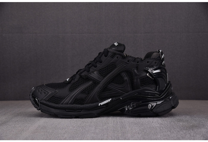 Balenciaga Runner sneaker W3RBT-1000