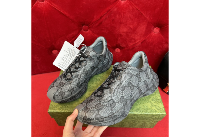 G*u*i* sneaker gc171