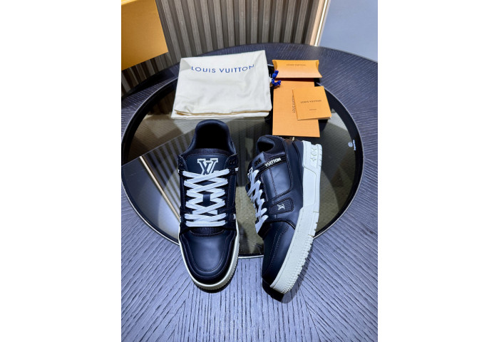 LV snekaers L0000396