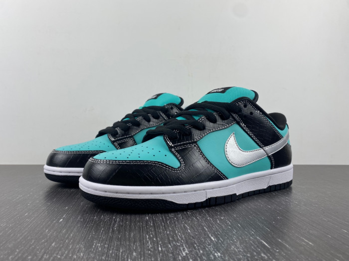 nike dunk sb low D1am0nd s*pply co. "t*f*ny" 304292-402