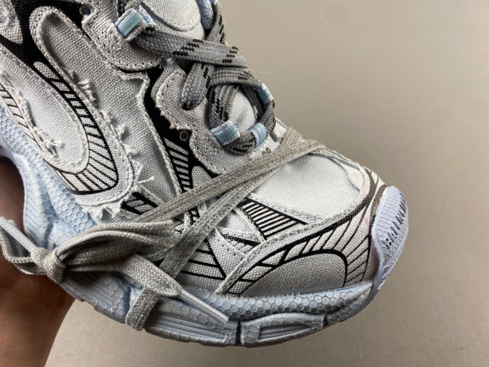 Balenciaga 3XL sneaker pop15