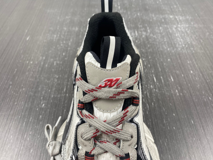 Balenciaga 3XL SNEAKER 8000083