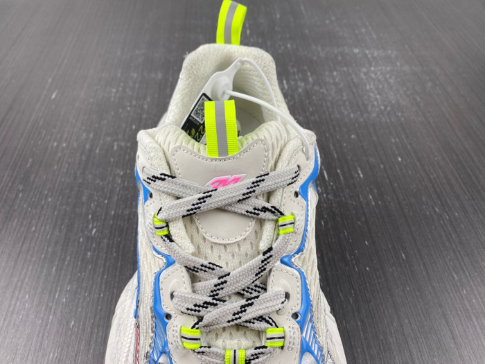 Balenciaga 3XL SNEAKER 8000070