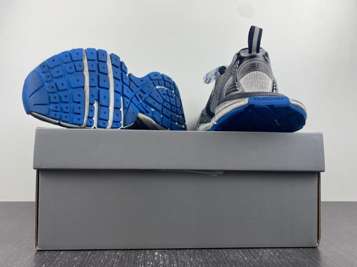 Balenciaga 3XL SNEAKER 8000086