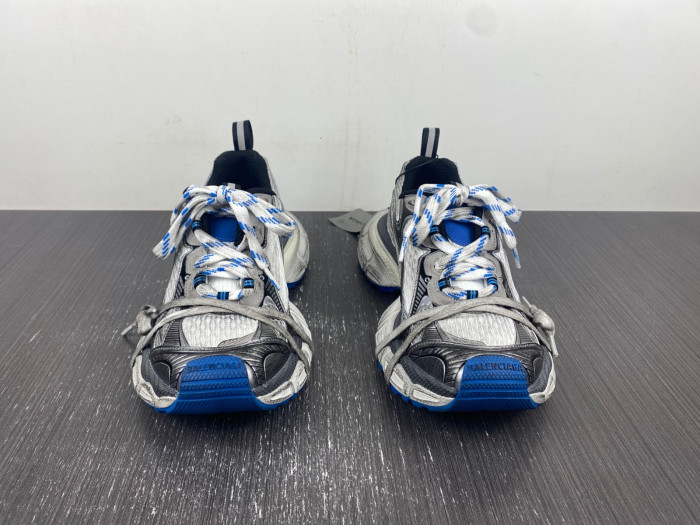 Balenciaga 3XL SNEAKER 8000086