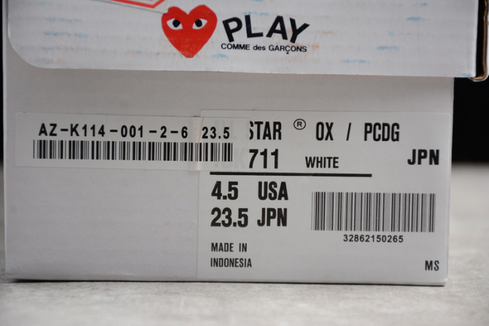 CDG PLAY X CONVERSE CHUCK TAYLOR 1970S OG00111