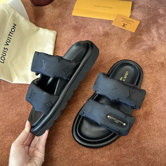 L&V sandal 137