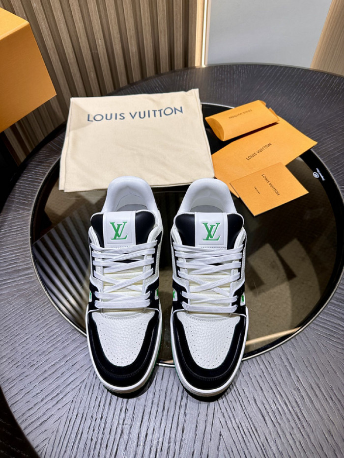 LV snekaers L0000380