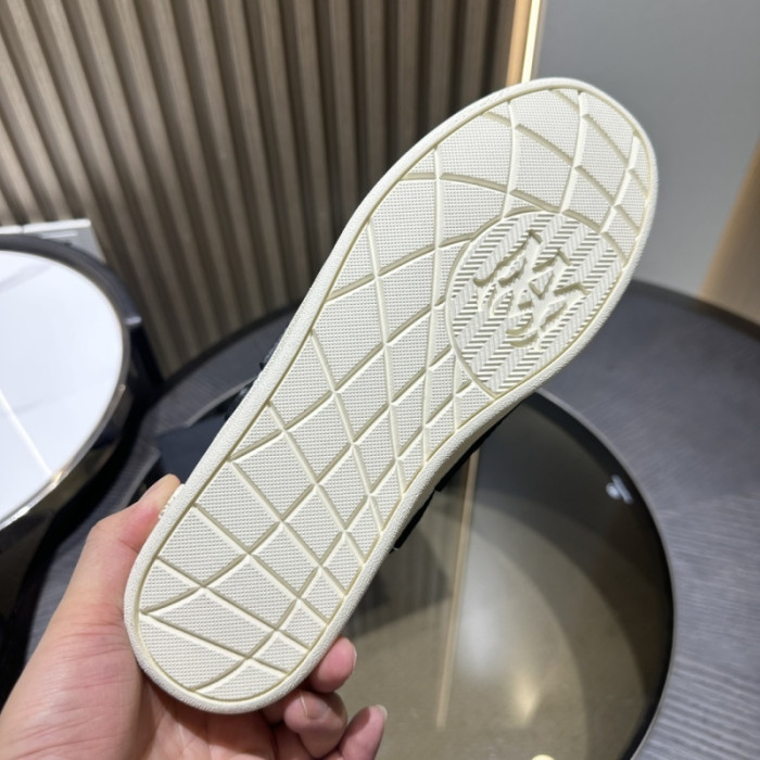 A*iri Sneakers AM228