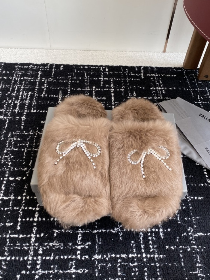 Balenciag* Sandal BS108