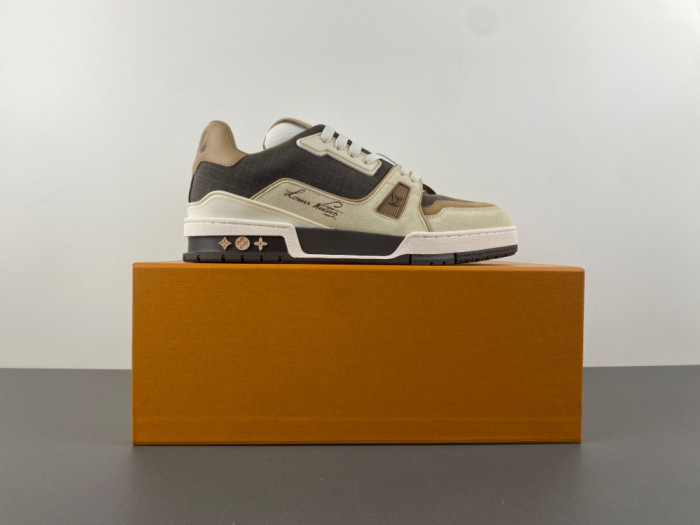 LV snekaers L0000618