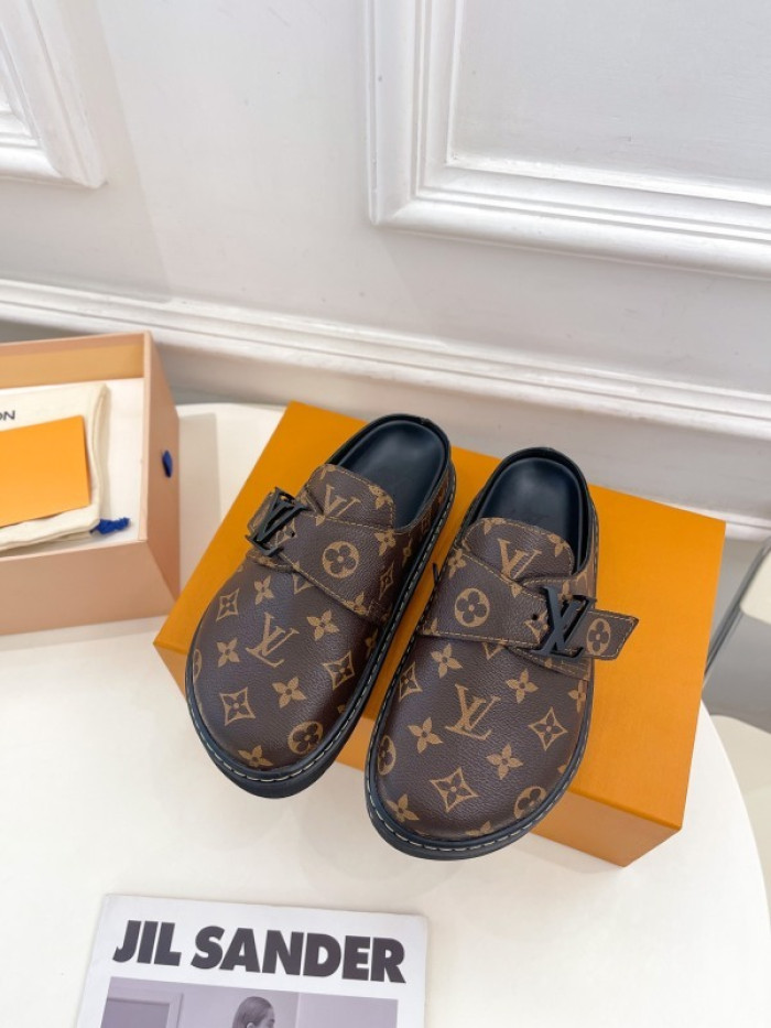 L&V sandal 242