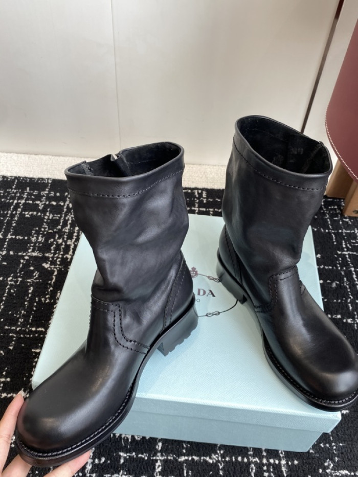 PRAD* boots P228