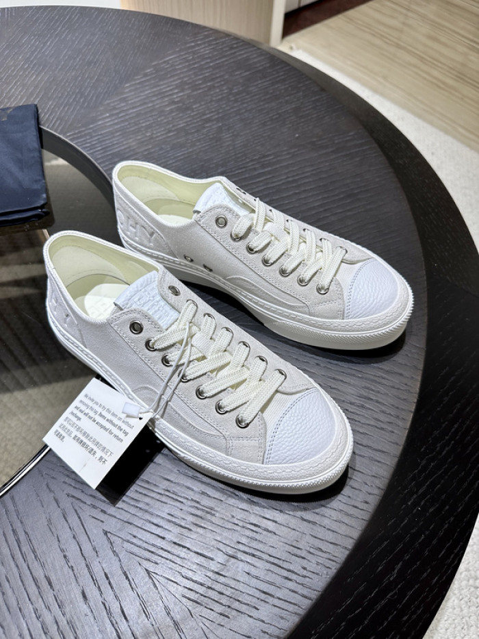 Givenchy Sneakers 660048