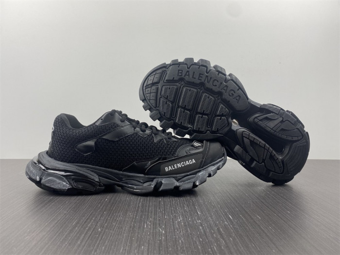 Balenciaga track W3RF1 1090