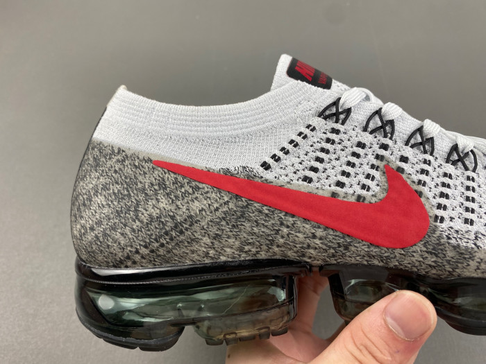 Nike Air VaporMax Platinum Red Black 849558-020