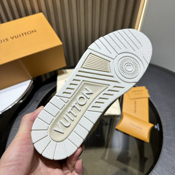 LV snekaers L0000432