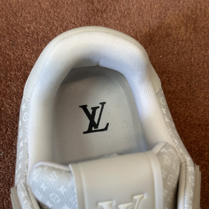 LV snekaers L0000906