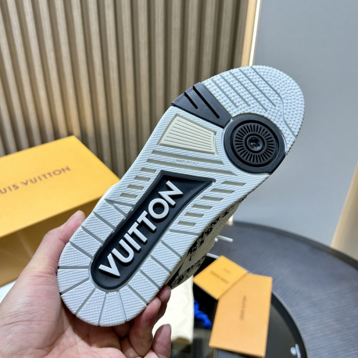 LV snekaers L0000449