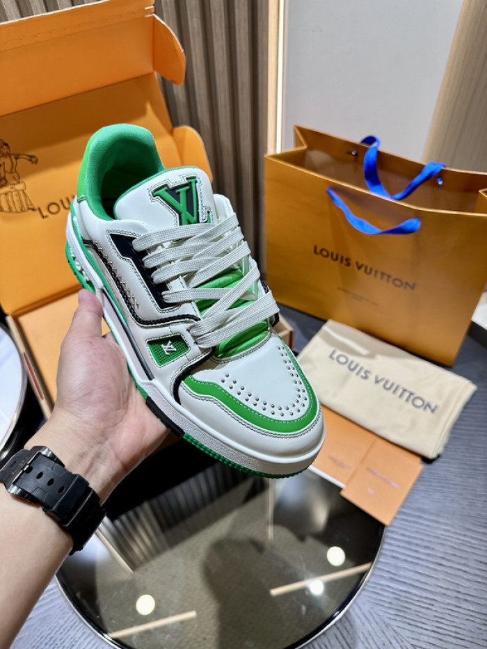 LV snekaers L0000355