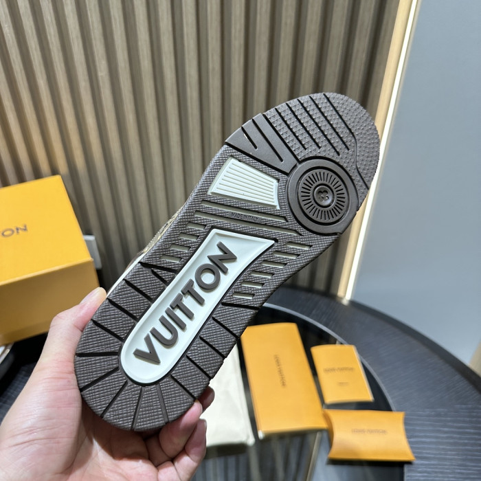 LV snekaers L0000771