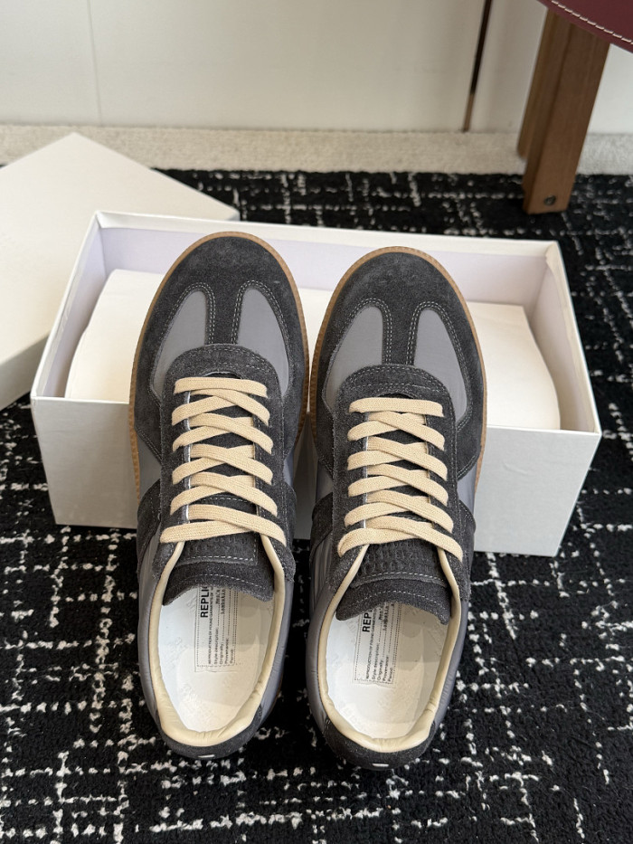 Ma1s0n Marg*e1a CALFSKIN S57WS0399