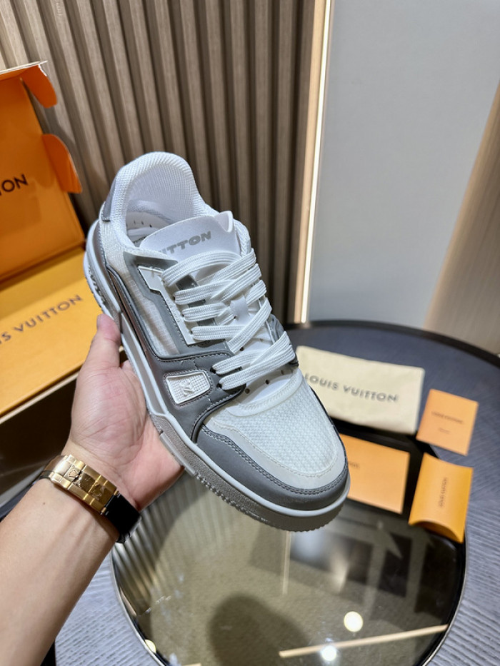 LV snekaers L0000366