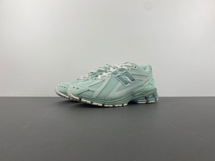 New Balance 1906R Jade Green M1906RZC