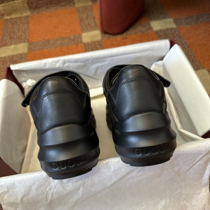 G*u*i* sneaker gc139